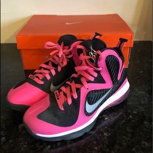 Nike LeBron 9 GS ‘Laser Pink’